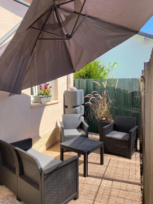 Agreable Maison Avec Jolie Terrasse Exterieure Champigneulles Dış mekan fotoğraf